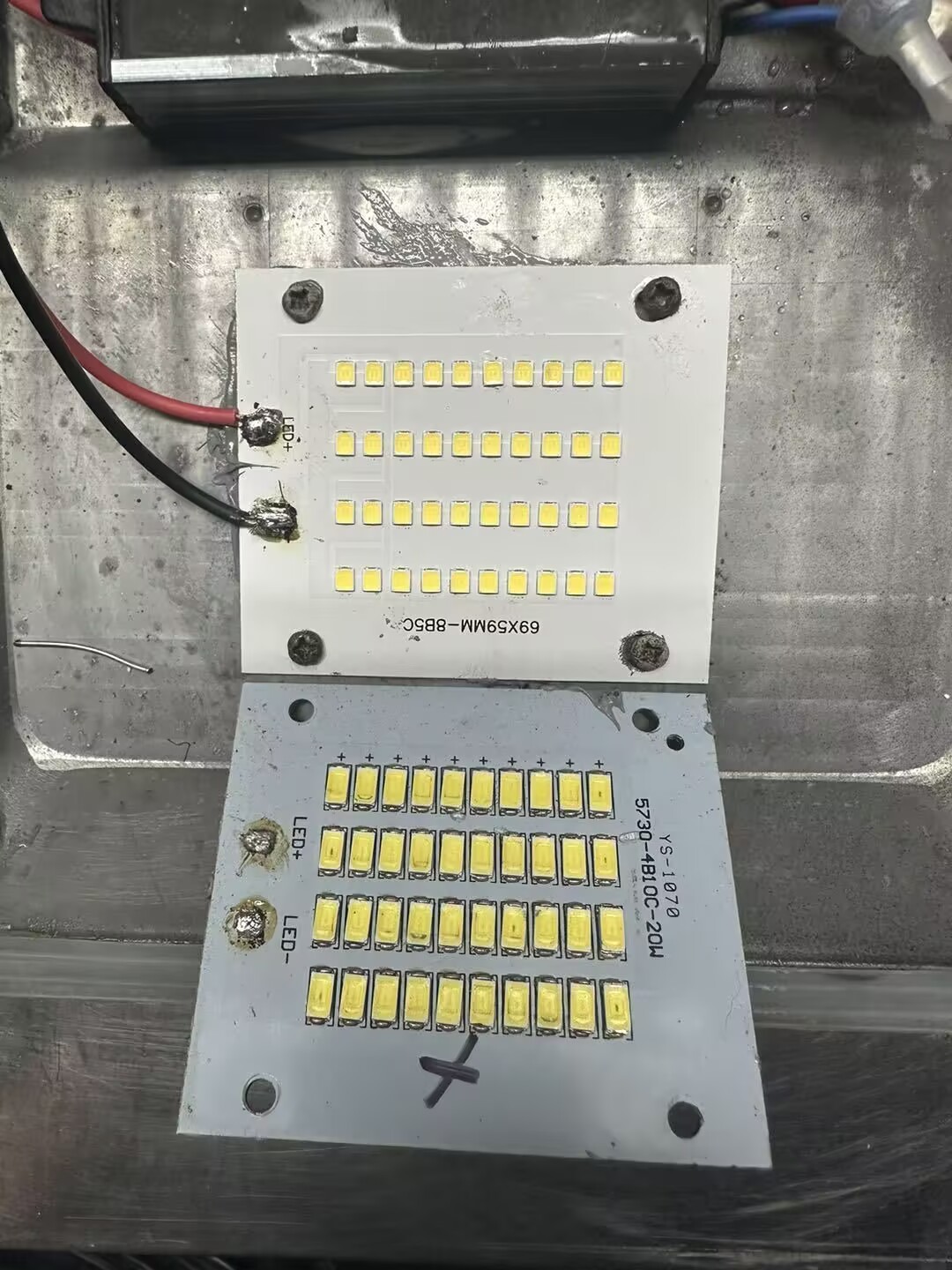 son şirket davası hakkında Sunshineopto'nun Tek Duraklı Özelleştirilmiş Hizmeti—— Vietnam: Projektör