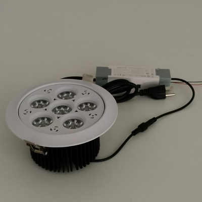 Gem Jewelry 36 Derece 3000k IP20 40w LED Aşağı Işık Çıkartılmış LED Tavan Işığı