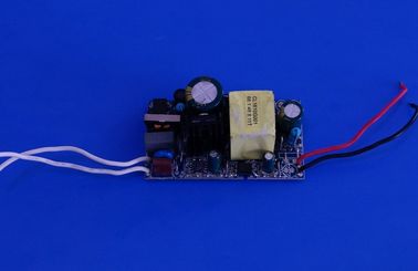 Yüksek Verimli 24w Sokak Lambası Ledli Sürücü 700ma Sabit Akım Ac110v / 220v