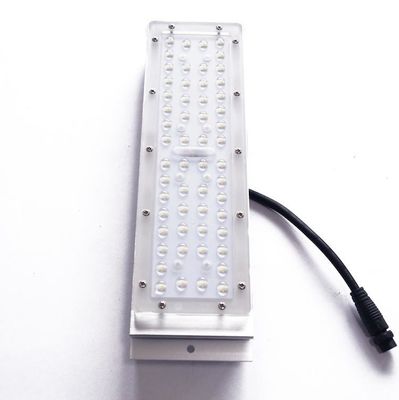 56'sı 1 arada SMD 3030 LED Sokak Işık Modülü Yol, Otoyol ve Alan Aydınlatması için Optik Sınıf PC Lens